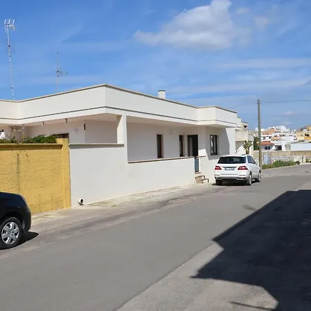 Tiziana Villa Ugento